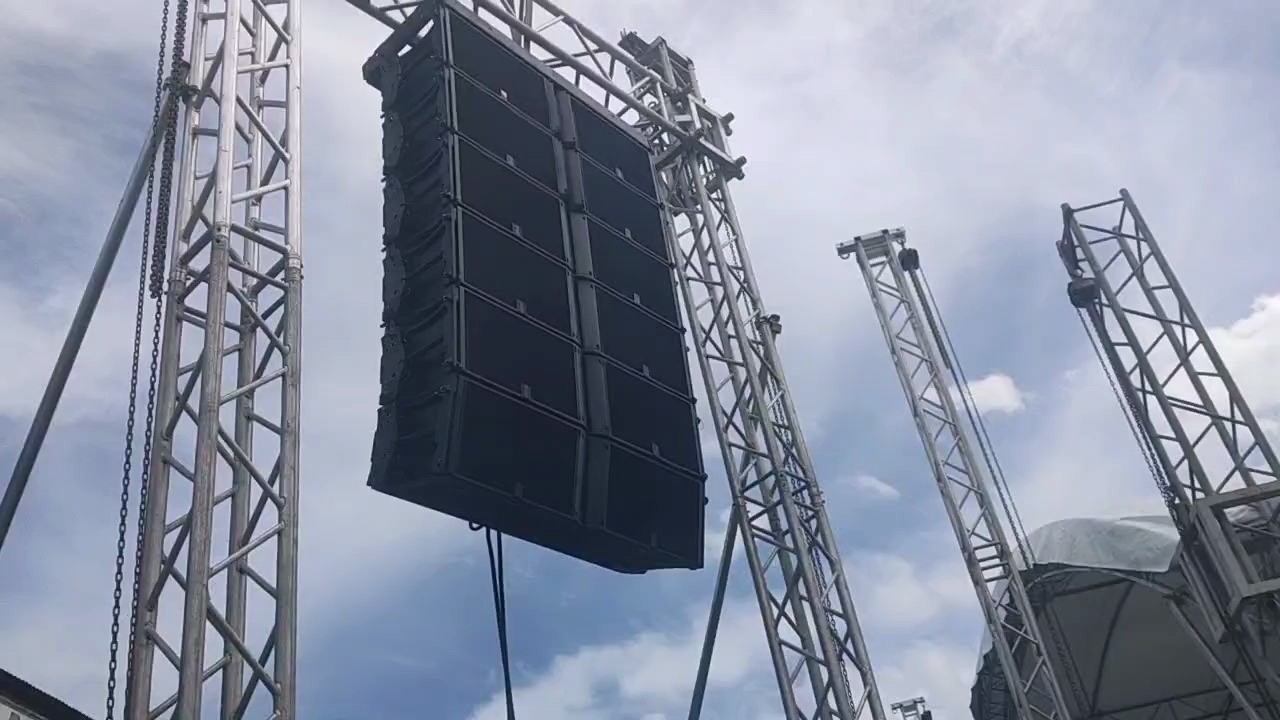 K2 Line Array Sound System Deliver Fabulous Sound for the Iwanan Concert