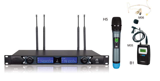 S20 Dual Channels UHF Wireless Microphone s